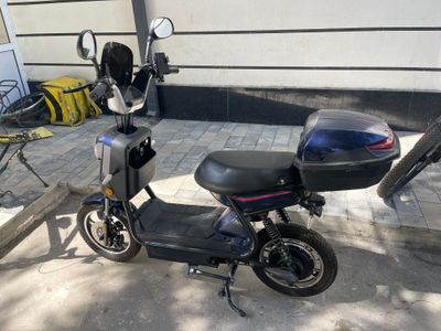 4500000