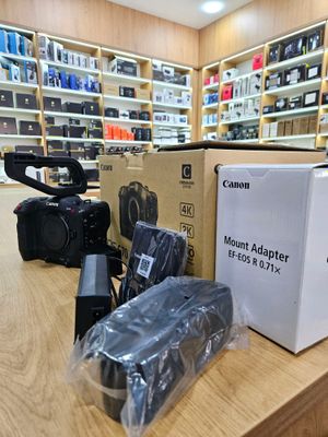 Canon C70 + EF-EOS R 0.71x