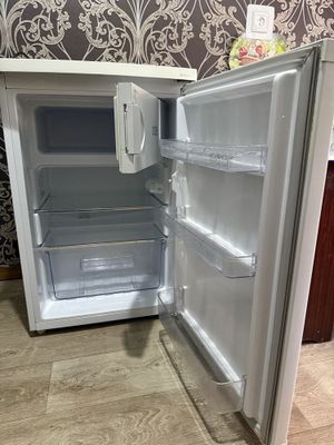 Мини Холодильник Artel 90л