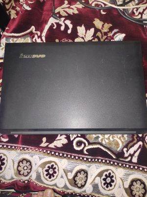 Noutbok lenovo qora