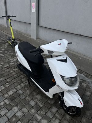 продам электроскутер