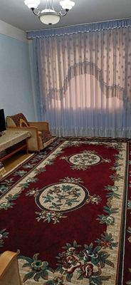 4-мактаб олдида 2 хоналик квартира ижарага берилади