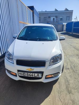 Nexia 3 avtomat 2018 yil 87500 km