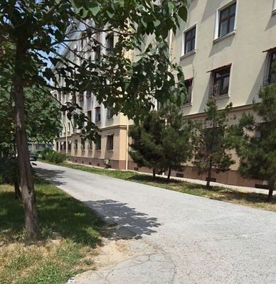 Сагбон Нуравшон Карасарай продам квартиру под офис угловое место