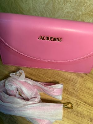 Jacquemus Le Sac Rond — идеальная сумка