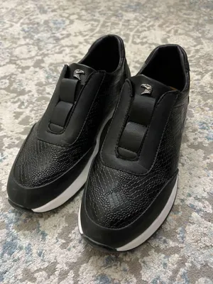 Erkaklar oyoq kiyimi