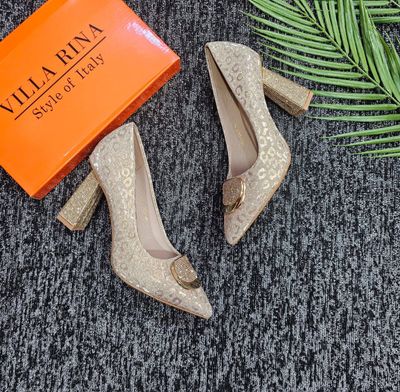 VILLA RINA New Collection