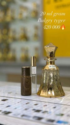 200xil hidagi origan Extra De Parfumelar raspiv