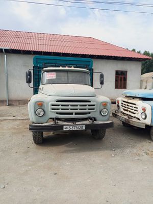 ZIL 130 O'zi ag'daruvchi