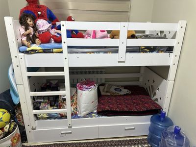 Продается двухъярусный кровать для детей в хорошем состоянии