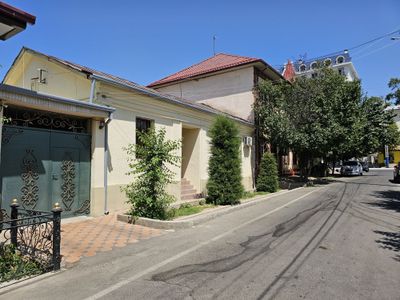Srochna Ko'kcha oqilonda xovli sotiladi
