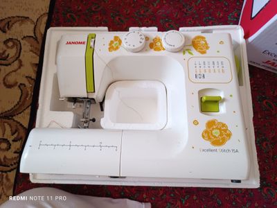 Швейная машинка janome