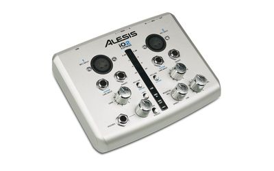 Внешняя звуковая карта iO2 Express Alesis