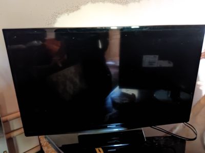 Samsung televizor 32tali 2 ta