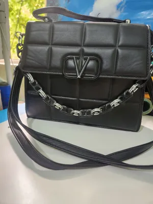 Qora,zanjirli,remishokli sumka