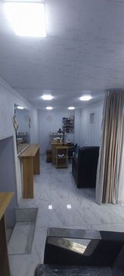 Salon parikmaxir kerak