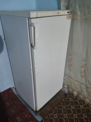 Холодилник сотилади яхши совутади