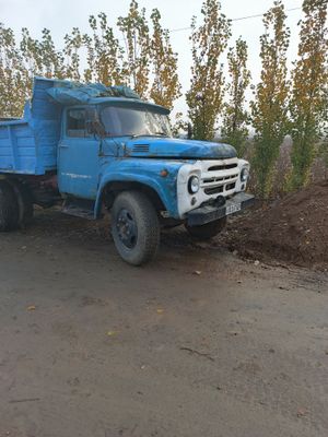 Srochno zil sotlad