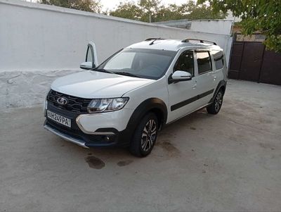 Lada Largus kross 2022 сотилади