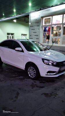 Продаю Lada vesta