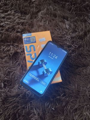 Tecno Spark 8C 4/64