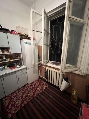 Bekobod shahar 2 xona uy yevroremont sharoiti yaxshi