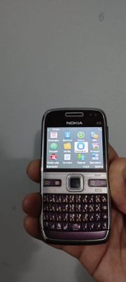 Продаётся телефоны nokia e72 и nokia 6303 в хорошем состоянии