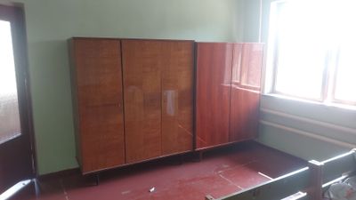 Ретро шкаф продаётся