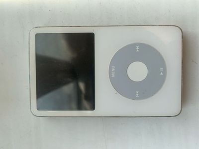 срочно продаю ipod