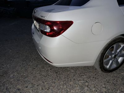 Эпика Бампер Эпика жемчуг в отличном состоянии оригинал