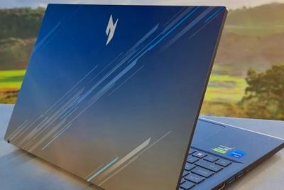 Noutbuk Acer Nitro V15