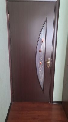 Эшиклар сотилади.
