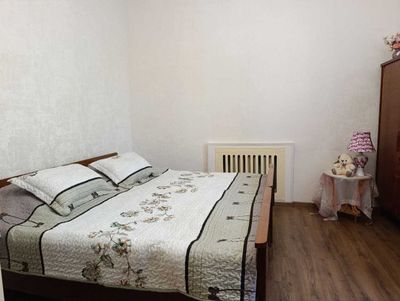 Аренда вторичка 2в3 ком на Ул. Навои за 700 порядочной семье и людям