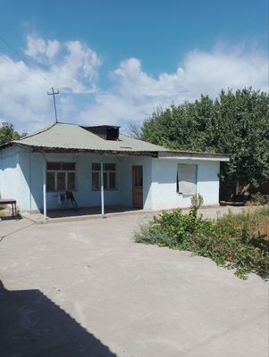 Уй сотилади 14 сотик 3 хона