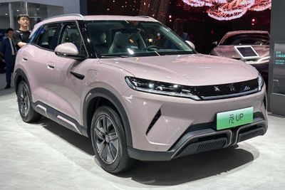 BYD yuan up plus full 510 km naxt va xalol nasia pasport evaziga