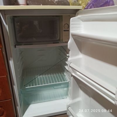 П р о д а е т с я х о л о д и л ь н и к LG