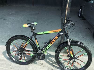 Velosiped sotiladi