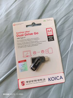 SanDisk ultra fleshka