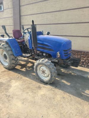 Mini traktor mashu holatda men tushunmema 5000$