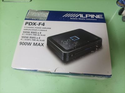 4-канальный усилитель Alpine PDX-F4 Alpine PDX-F4