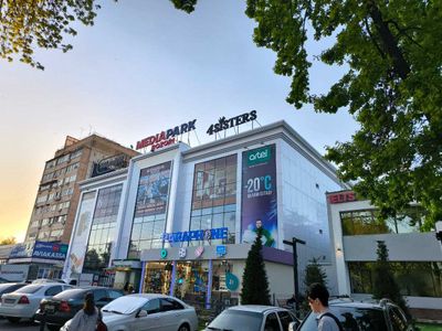 Аренда помещения вдоль дороги Максим Горький метро Буюк Ипак Йули RCP
