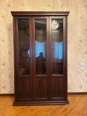 Мебел сотилади б/у