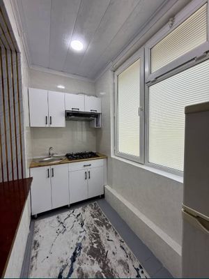 Shayxontohur tumanida Beruniy Metro bekati yonida kvartira