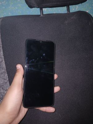 Infinix HOT 30i holati:IDEAL
