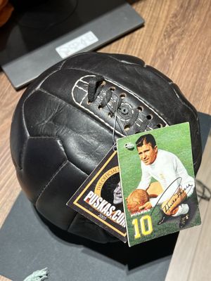 Ferenc Puskas to'pi