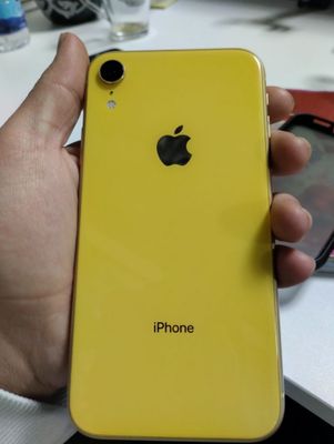 iPhone xr sotiladi