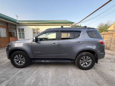 Свой Trailblazer LTZ 2020г, бенизн 3.6L, мокрый асфальт, пробег 45т.км