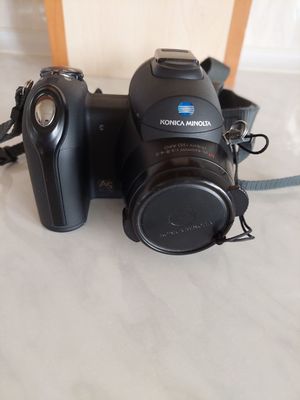 Продаётся фотоаппарат KONICA MINOLTA.