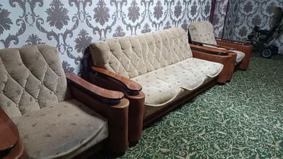 Divan kreslo sotiladi !!!