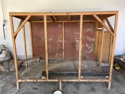 Tovuq katak 2.15ga bo’yi 1.75